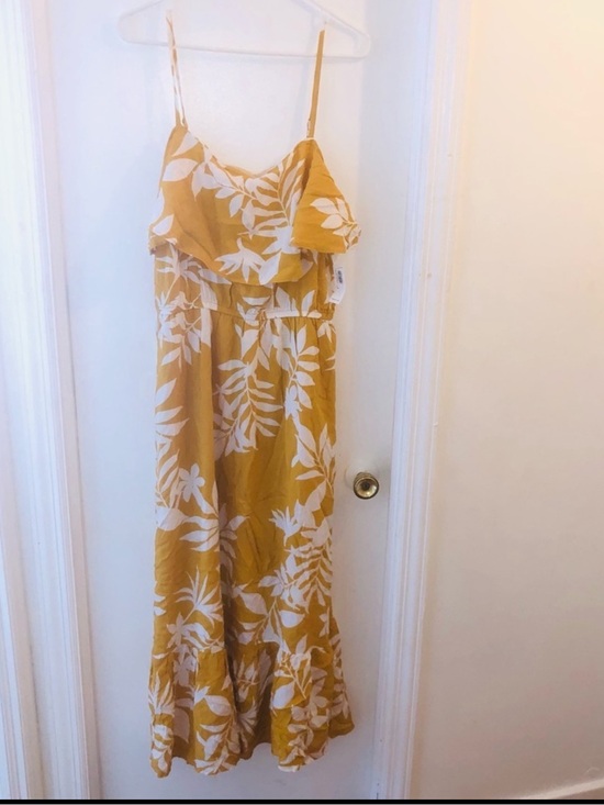 Old Navy Dresses & Skirts - NWT Old Navy Mustard Yellow Tropical Tiered Maxi Dress size large tall